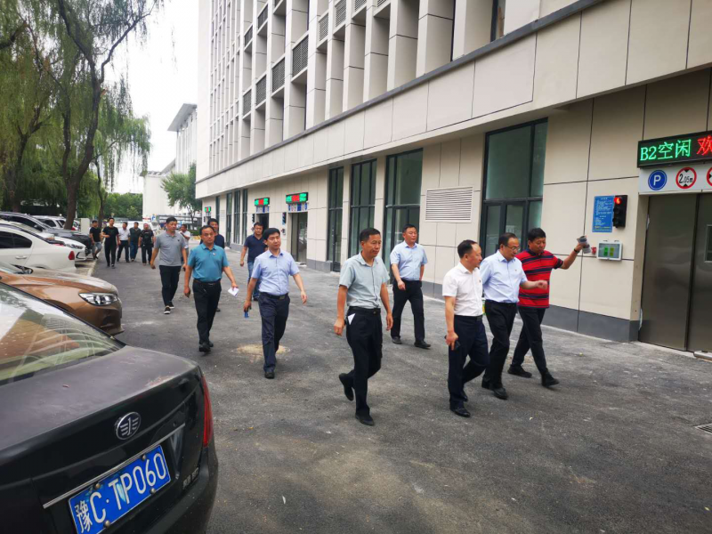 洛陽市委常委、市政府黨組成員魏建平 督導調(diào)研我市城市停車場重點項目建設工作